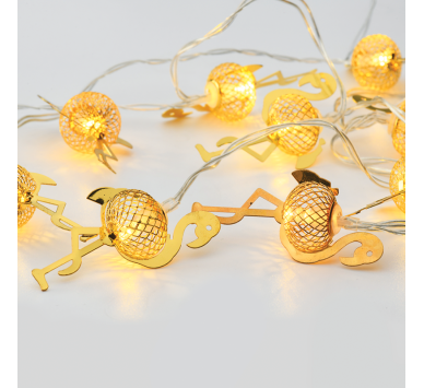 “METAL STRING LIGHTS (FLAMINGO)” ΦΛΑΜΙΝΓΚΟ 10 LED ΛΑΜΠΑΚ ΣΕΙΡΑ ΜΠΑΤΑΡ(2xΑΑ) ΘΕΡΜΟ ΛΕΥΚΟ IP20