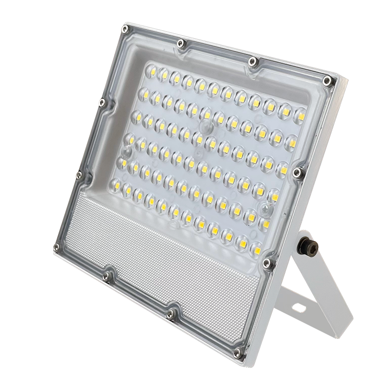 LED WHITE SMD FLOOD LUMINAIRE IP65 20W 6000K 2400Lm 100-277V AC RA80 IK08 5YRS BREATHING VALVE